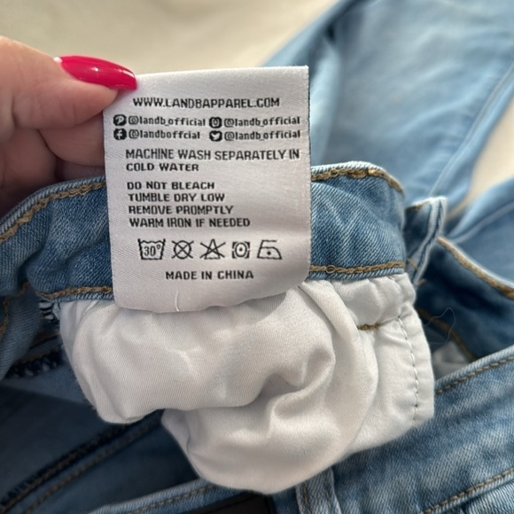 Abela Story & Co boutique custom skinny jean-light wash-size 7- Great Co… - Picture 7 of 8